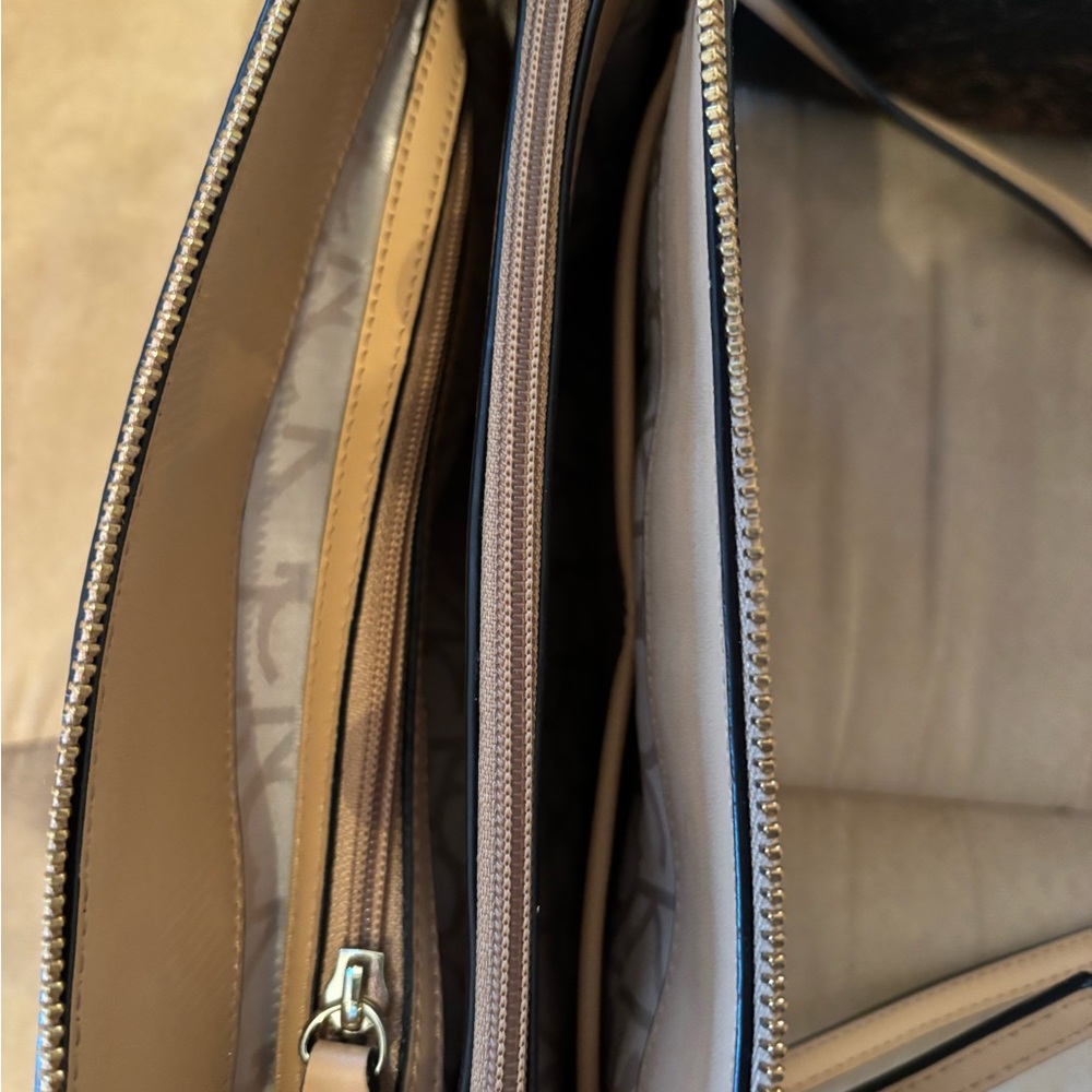 Great Condition Calvin Klein Monogrammed Crossbod… - image 5